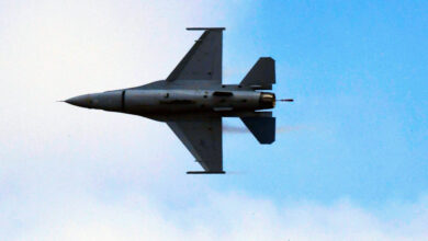 F-16 fighter jet