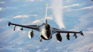 F-16 fighter jet