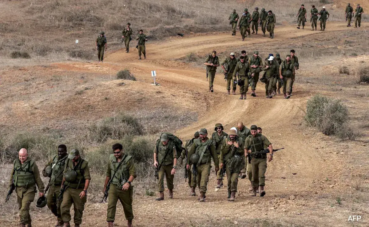 Israeli troops