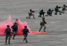 Taiwanese soldiers