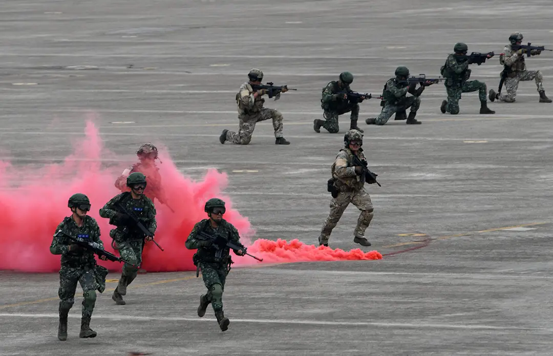 Taiwanese soldiers