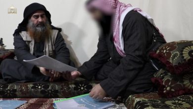 Baghdadi reads reports on ISIS provinces