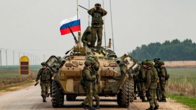 Russian soldiers