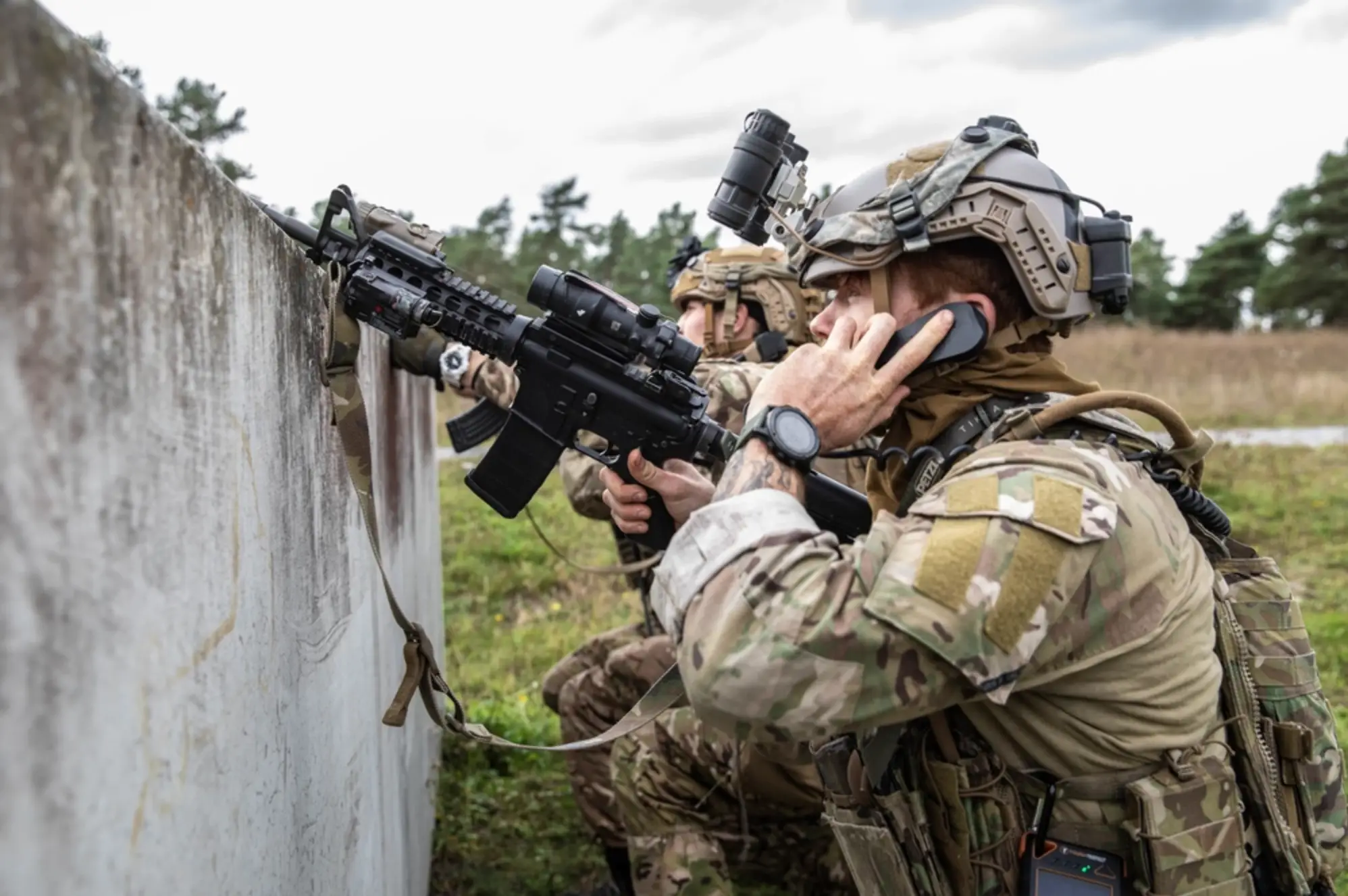 Ukrainian special forces and a US Air Force JTAC training