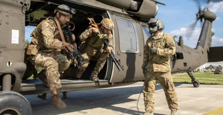 Ukrainian special forces infill from a UH-60 Blackhawk helicopter